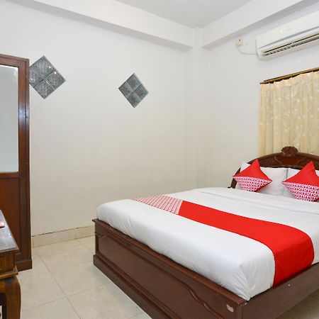 Oyo 586 Hotel Wijaya Kalasan Luaran gambar