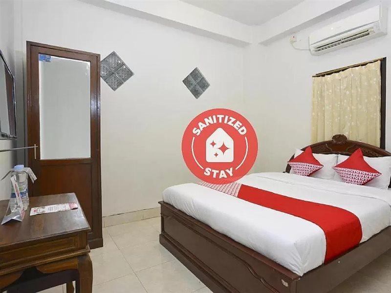 Oyo 586 Hotel Wijaya Kalasan Luaran gambar