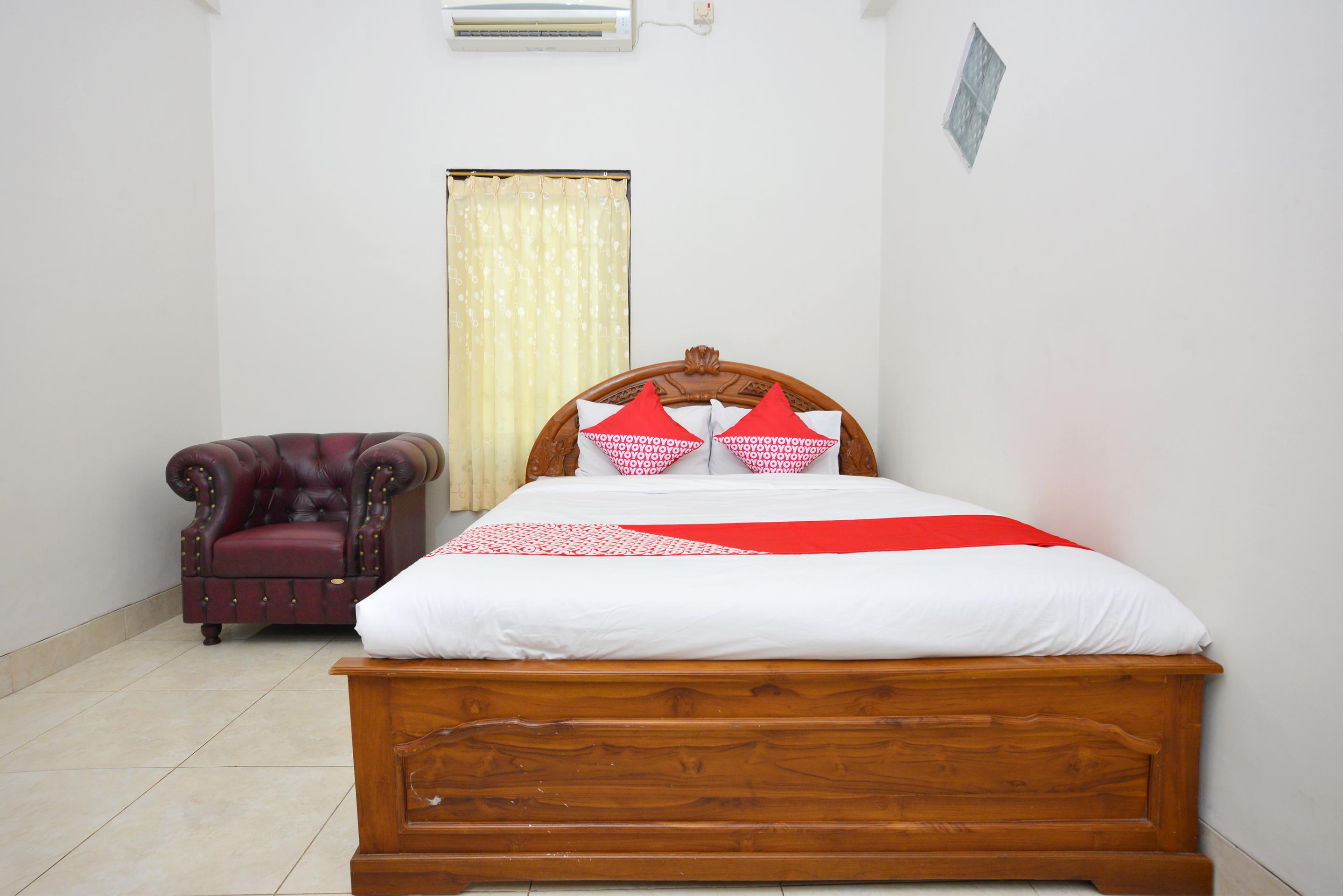 Oyo 586 Hotel Wijaya Kalasan Luaran gambar