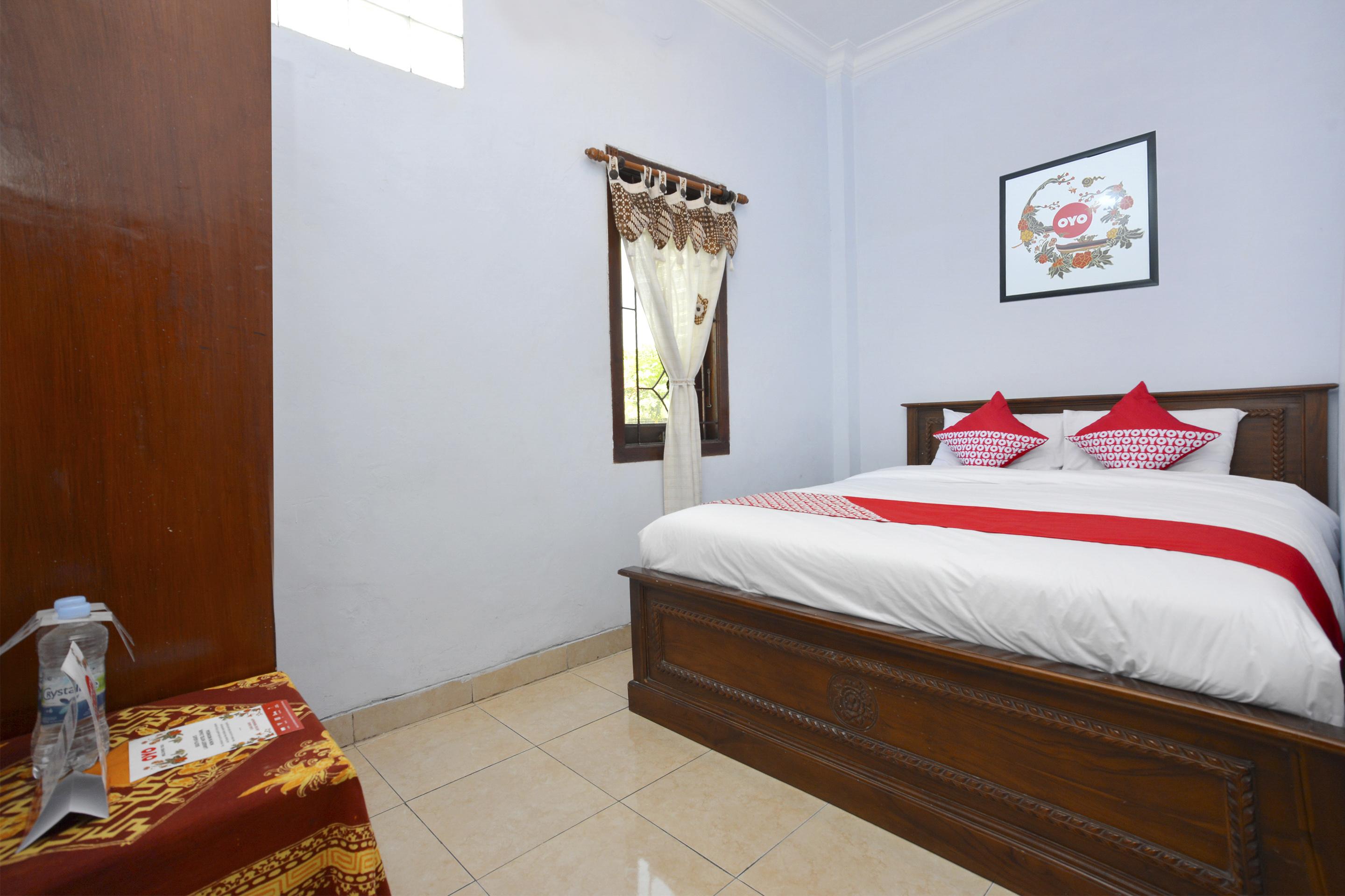 Oyo 586 Hotel Wijaya Kalasan Luaran gambar