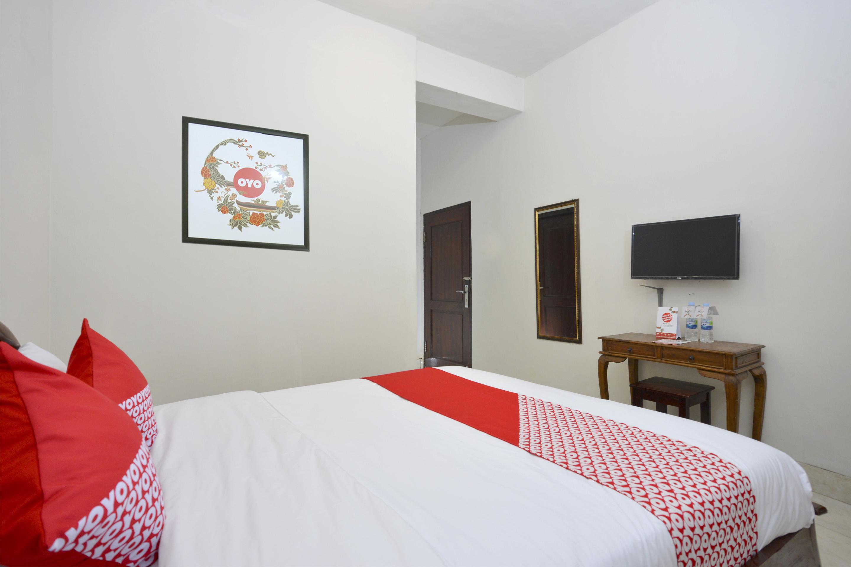Oyo 586 Hotel Wijaya Kalasan Luaran gambar