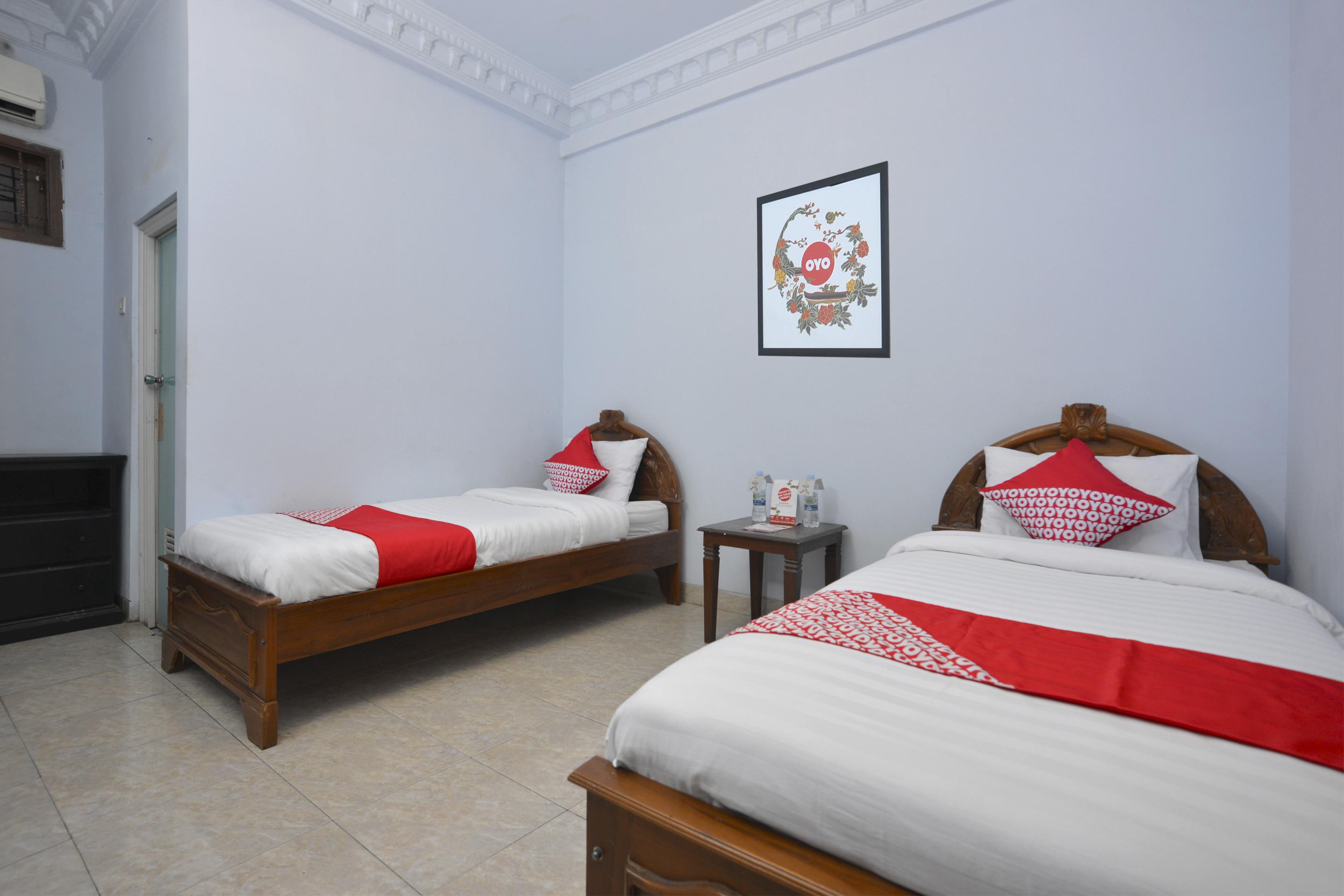 Oyo 586 Hotel Wijaya Kalasan Luaran gambar